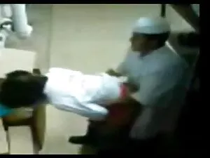 Hậu môn trò hề 2. Ph ...
