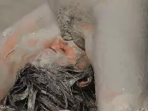 Bốn cac dien vien se ...