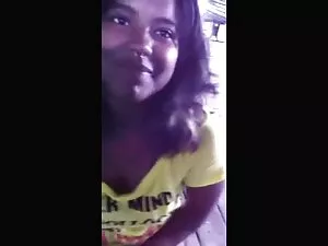 Lana Violet, cô ấy s ...